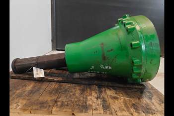 salg af John Deere 8320R LEFT Rear Half Axle