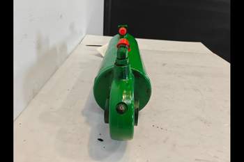 salg af John Deere 8320R RIGHT Lift Cylinder