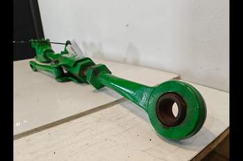 salg af John Deere 8320R LEFT Lifting Rod