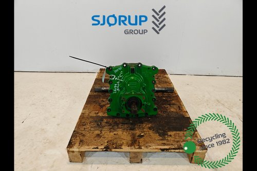 salg af John Deere 8320R PTO