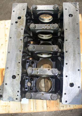 salg af Claas Scorpion 7030  Engine Block