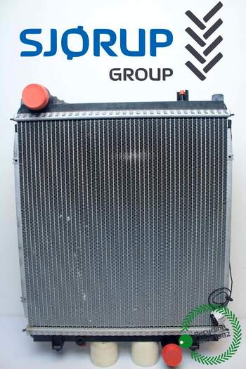 John Deere 6105 RC  Water Radiator