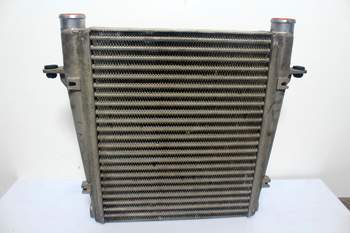 salg af Intercooler New Holland LB 115 B