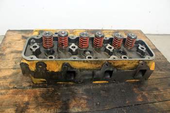 salg af Ford 555  Cylinder head