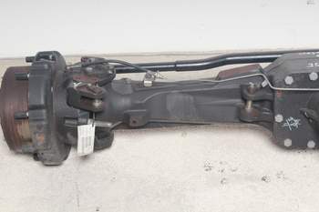 salg af Avskilt Framaxel Steyr 4130 Profi