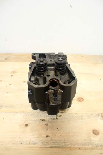 salg af Lamborghini Formula 135  Cylinder Head