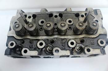 salg af Takeuchi TB015  Cylinder head