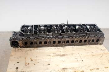 salg af Fendt 716  Cylinder Head