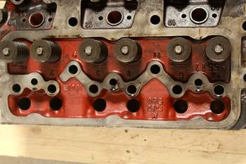 salg af Valmet 905  Cylinder Head