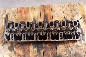 salg af Deutz-Fahr Agrotron 1130  Cylinder Head