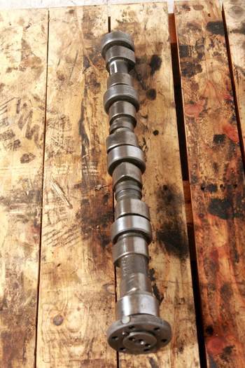 salg af New Holland TS100  Camshaft