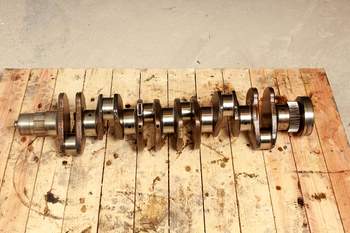 salg af New Holland T6080  Crankshaft