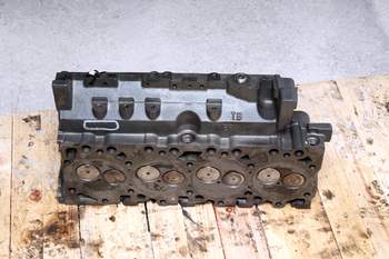 salg af New Holland LB115  Cylinder Head