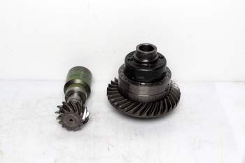 salg af John Deere 6430  Front axle differential