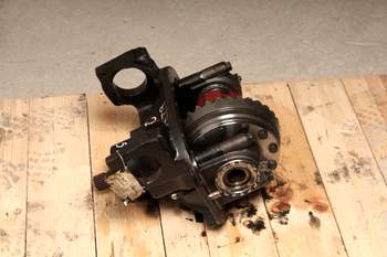 salg af Massey Ferguson 6270  Front axle differential