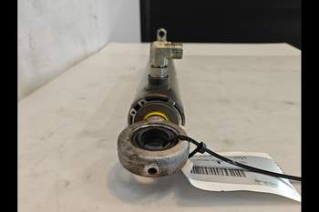 salg af Lenkzylinder der Vorderachse Case Puma 185 