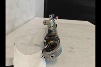 salg af Lenkzylinder der Vorderachse Case Puma 185 