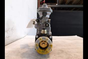 salg af Einspritzpumpe New Holland 8560 