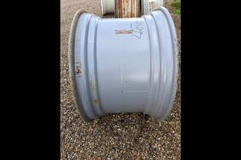 salg af Massey Ferguson 8650 RIGHT Rear Rim