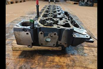 salg af Zylinderkopf Case Optum 300 