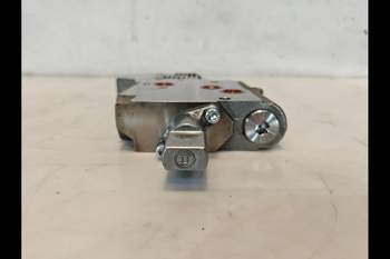 salg af Fjernudtagsventil New Holland TM190 