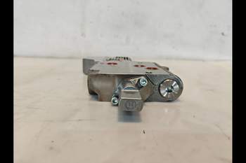 salg af Fjernudtagsventil New Holland TM190 