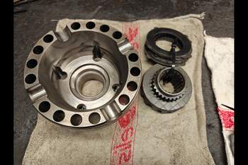 salg af Claas Arion 650  Front axle differential