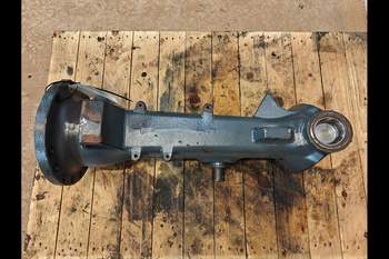 salg af Claas Arion 650 RIGHT Front axle house