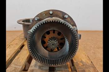 salg af Claas Arion 650 RIGHT Front axle final drive