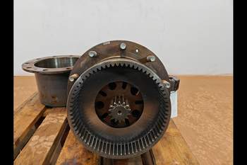 salg af Claas Arion 650 LEFT Front axle final drive