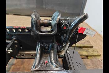 salg af  T7.175  Pick Up Hitch
