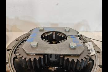 salg af New Holland T7.270 LEFT Front axle final drive