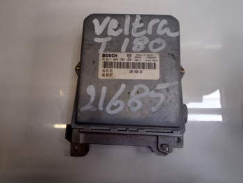 salg af Motorstyrenheter/datorer Valtra T180 