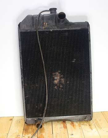 salg af Wasserkühler Massey Ferguson 698