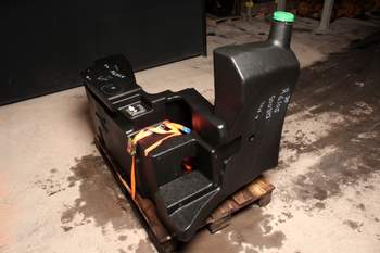 salg af Kraftstofftank John Deere 6105 RC