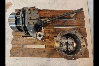 salg af Slutdrev Massey Ferguson 7499 Venstre