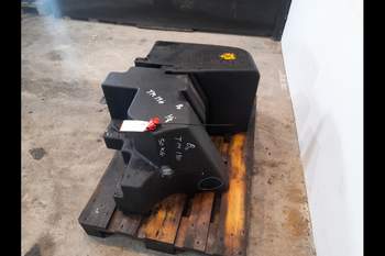 salg af Kraftstofftank New Holland TM190