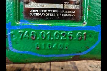 salg af John Deere 6630 RIGHT Front axle house