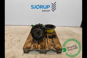 salg af John Deere 6630 RIGHT Front axle final drive