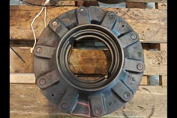 salg af Claas 836 LEFT Front axle final drive
