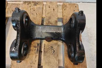 salg af Affjedringskonsol Massey Ferguson 8250