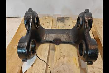 salg af Affjedringskonsol Massey Ferguson 8250