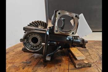 salg af KPL. Differentiale Massey Ferguson 8250