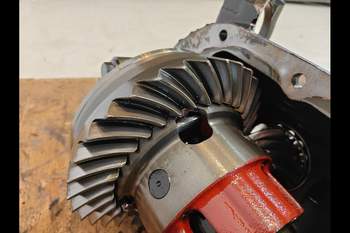 salg af KPL. Differentiale Massey Ferguson 8250