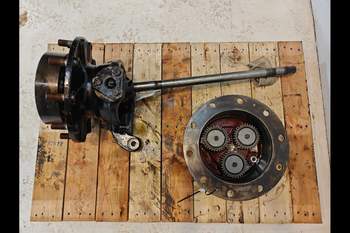 salg af Slutdrev Massey Ferguson 8250 Højre