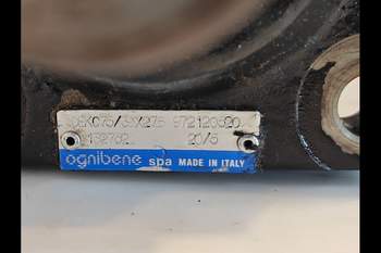 salg af Styrecylinder Massey Ferguson 8250