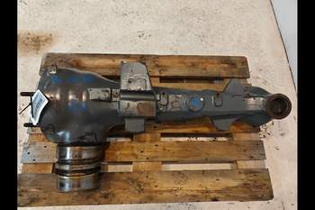 salg af Fendt 828 RIGHT Front axle house