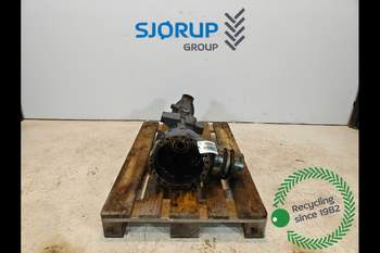 salg af Fendt 828 RIGHT Front axle house