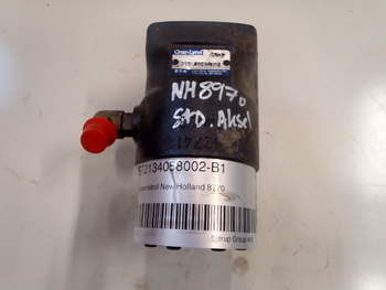 New Holland 8770  Steering Unit