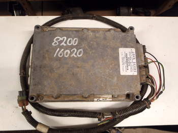 salg af John Deere 8200  ECU